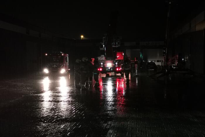 Twee personen vast in hoogwerker