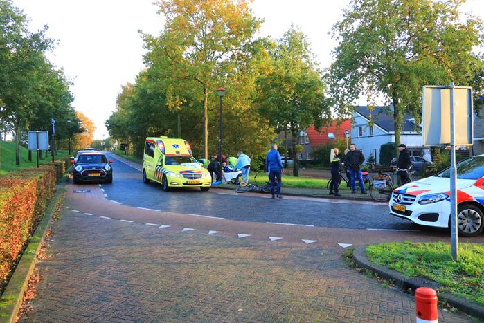 E-bikster gewond na botsing met bestelbus