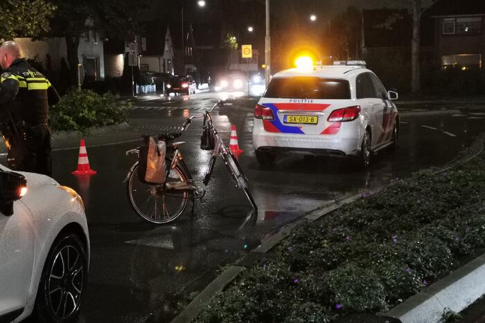 Fietser gewond na aanrijding met auto