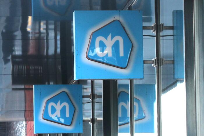 #Enschede 18 maanden cel voor overval op Albert Heijn to go-supermarkt op NS-station Stationsplein Enschede.