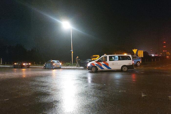 Twee voertuigen betrokken bij botsing