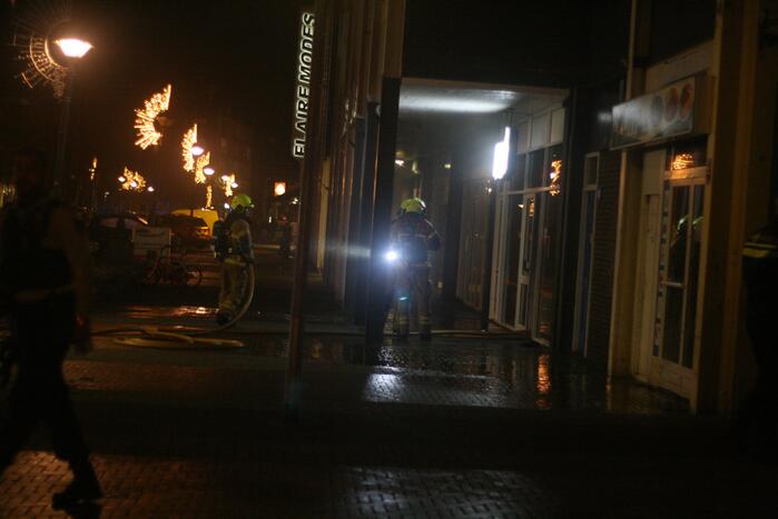 Grote brand in winkelpand