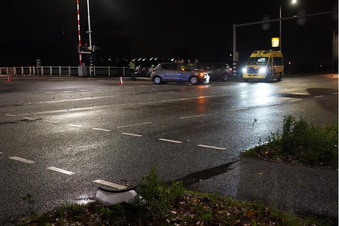Schade aan politieauto na aanrijding