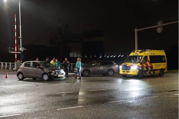 Schade aan politieauto na aanrijding