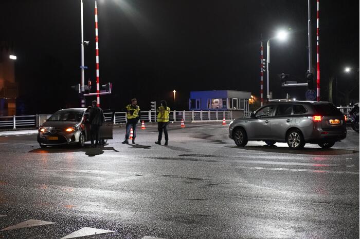 Schade aan politieauto na aanrijding