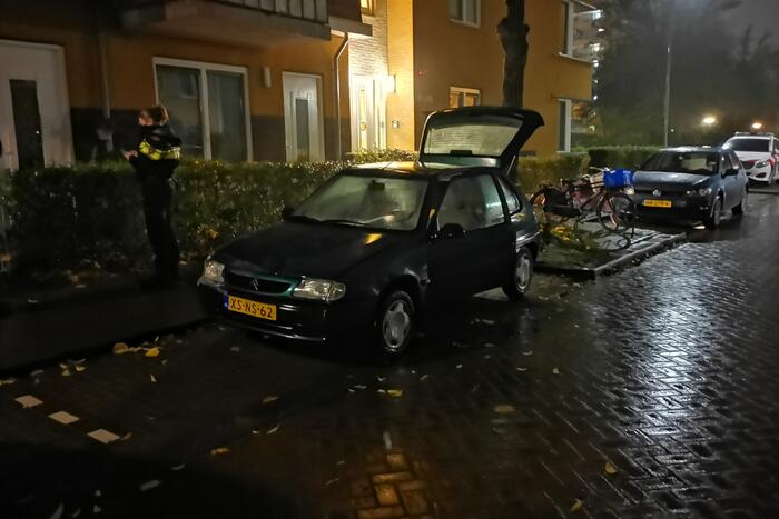 Opnieuw brand in geparkeerde auto