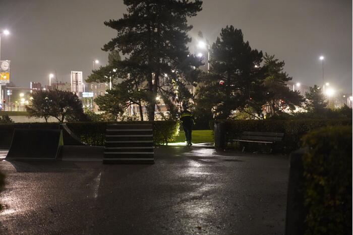 Vrouw gewond bij steekincident in woning