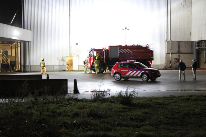 Brand na explosie in bedrijfspand