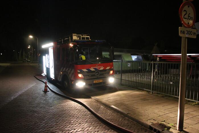Brand in grote papiercontainer