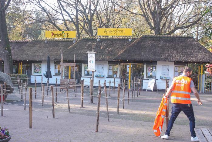DierenPark Amersfoort ontruimd na gevaarlijke ontsnapping
