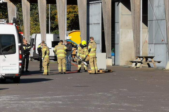 Brandweer knipt aangetroffen kluis open