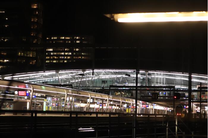 Centraal Station Utrecht ontruimd na bommelding