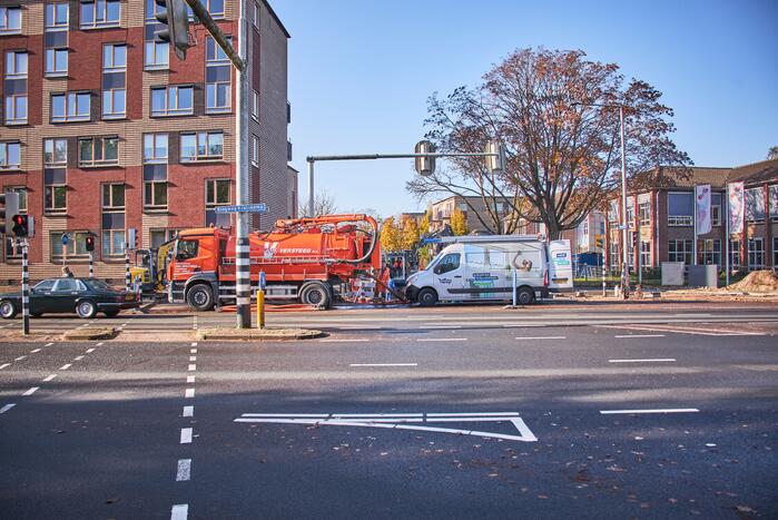Waterleiding geraakt bij graafwerkzaamheden in Kruiskamp