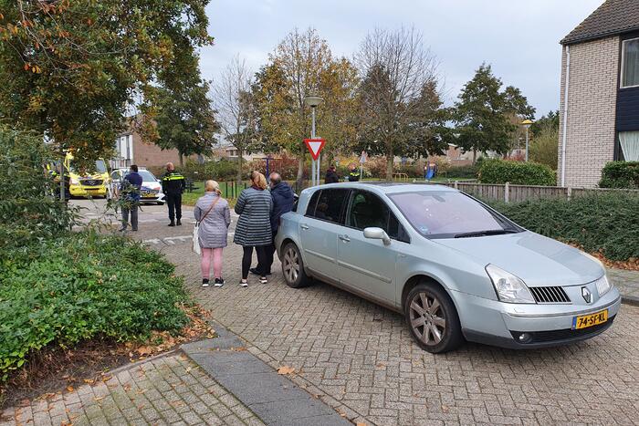 Scooterrijdster gewond na aanrijding met auto