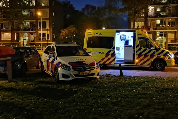 Man gewond na aanrijding met bestelbus