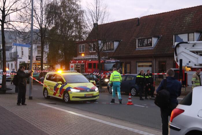 Traumahelikopter ingezet bij woningbrand