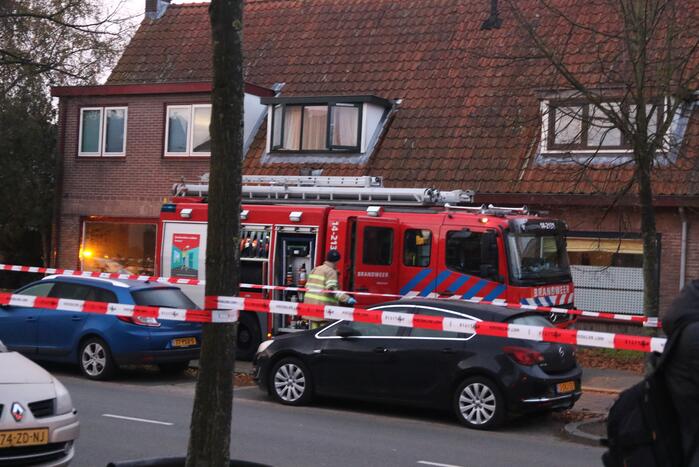 Traumahelikopter ingezet bij woningbrand