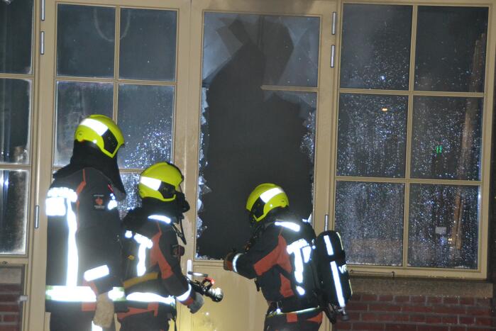 Felle brand in oud pand