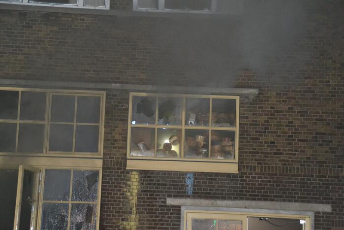 Felle brand in oud pand