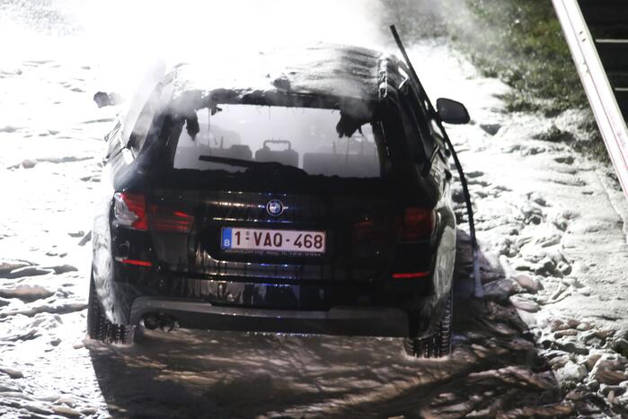 Auto volledig verwoest door brand