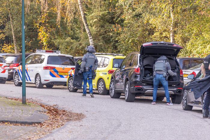 Arrestatieteam valt binnen bij persoon met verward gedrag