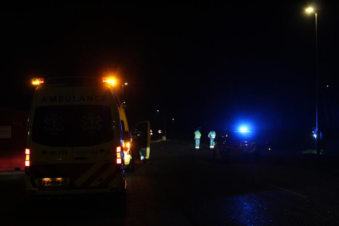 Bestuurder belandt te water en slaat op de vlucht