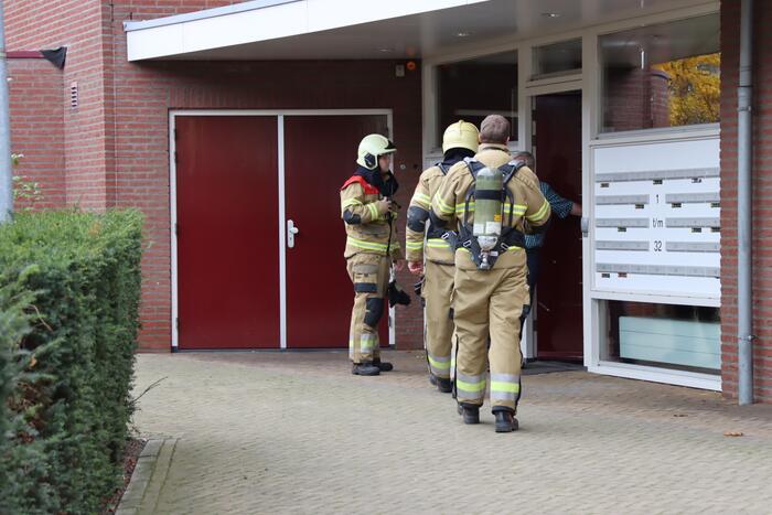 Rookontwikkeling na verbrande worstenbroodje