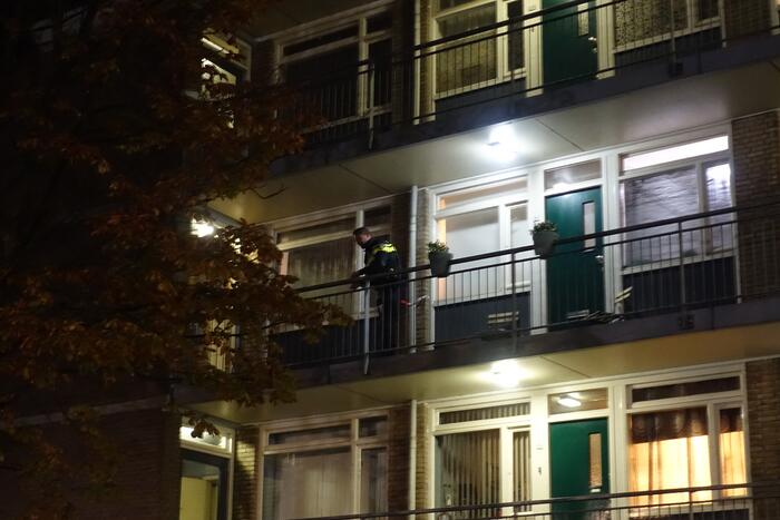 Vuurwerk afgestoken in trappenhuis portiekflat