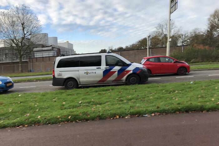 Meisje op fiets aangereden door auto