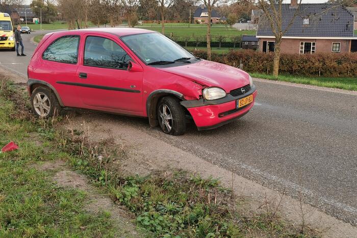 Flinke schade door botsing tussen fiets en personenvoertuig