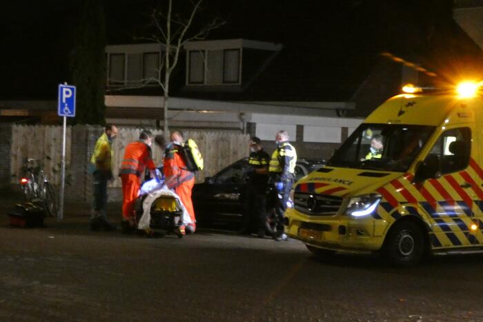 Man bewusteloos in auto aangetroffen