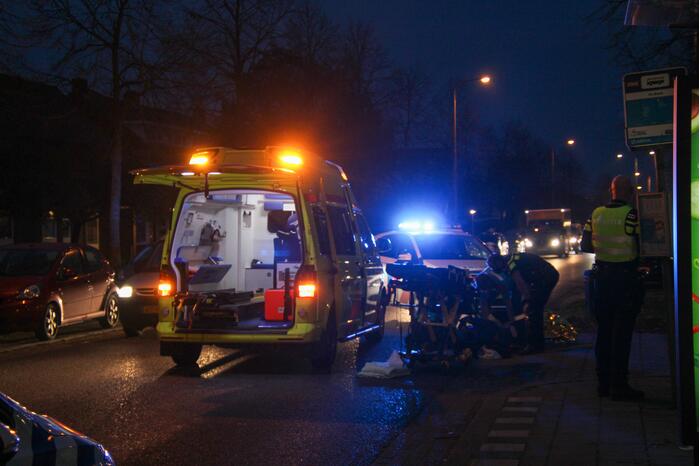 Automobilist rijdt door na aanrijding met fietser