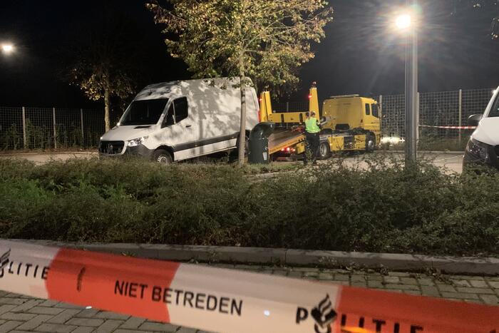 Politie lost waarschuwingsschot bij aanhoudingen