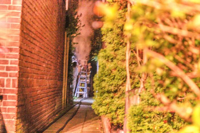 Veel rook bij brand in schuur