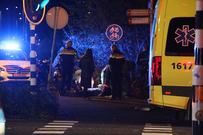 Gewonde bij aanrijding tussen wielrenner en scooter