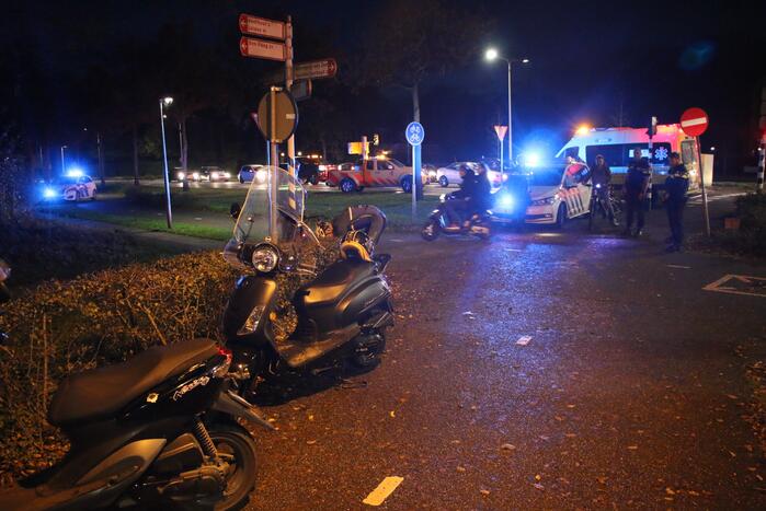 Gewonde bij aanrijding tussen wielrenner en scooter