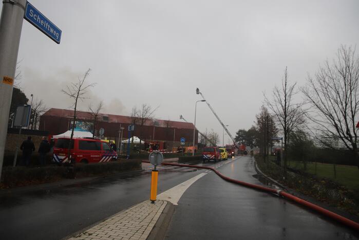 Sporthal Optisport De Schelft verwoest door brand