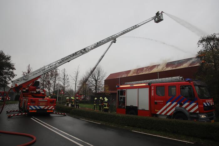 Sporthal Optisport De Schelft verwoest door brand