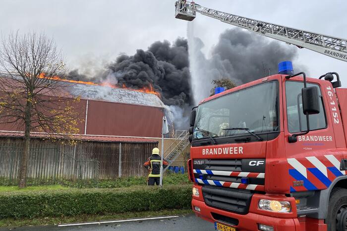 Sporthal Optisport De Schelft verwoest door brand