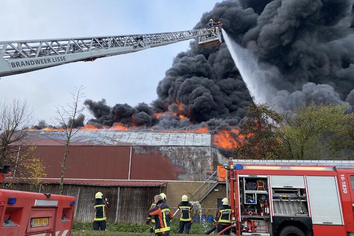Sporthal Optisport De Schelft verwoest door brand
