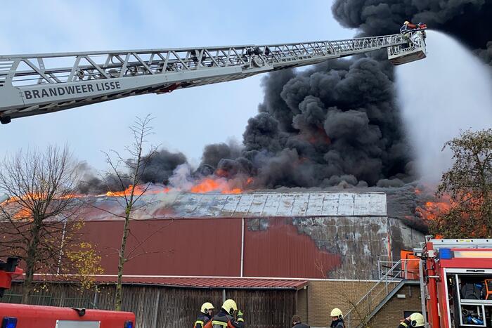 Sporthal Optisport De Schelft verwoest door brand