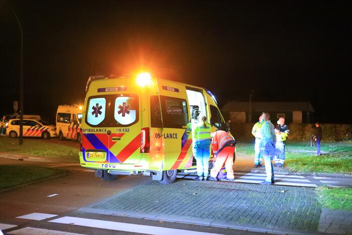 Traumahelikopter landt voor gewond persoon