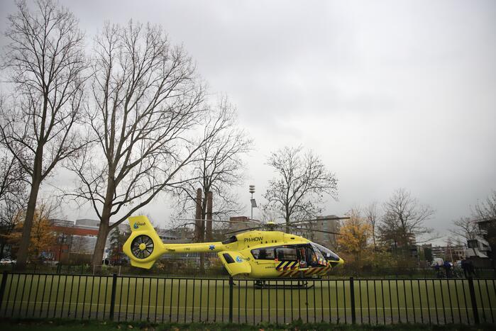 Covid-helikopter landt bij Groene Hart Ziekenhuis