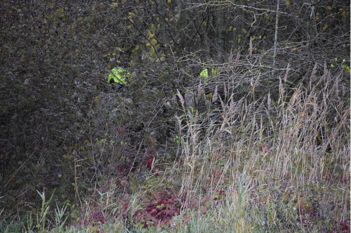 Vermoedelijk afval wietteelt gevonden in natuurgebied