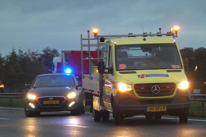 Rijstrook A28 afgesloten door ongeval
