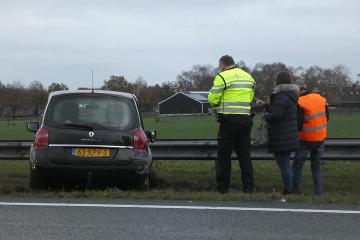 Rijstrook A28 afgesloten door ongeval