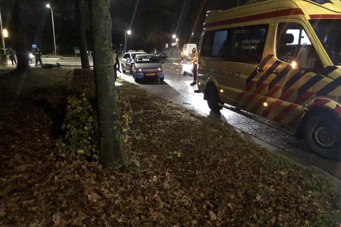 Brommerrijder gewond bij verkeersongeval