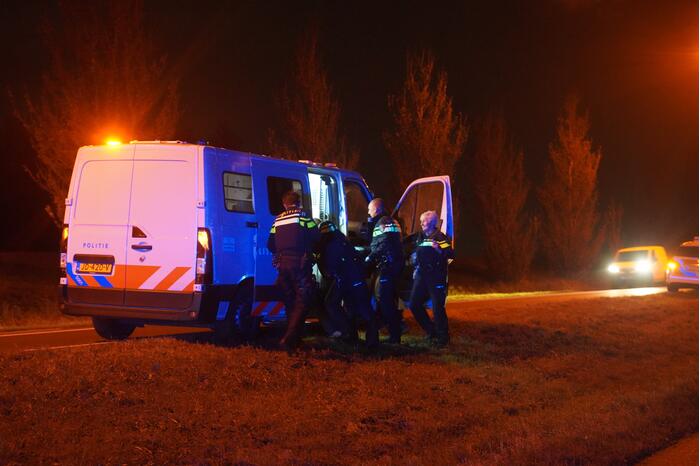 Verward persoon van de weg gehaald