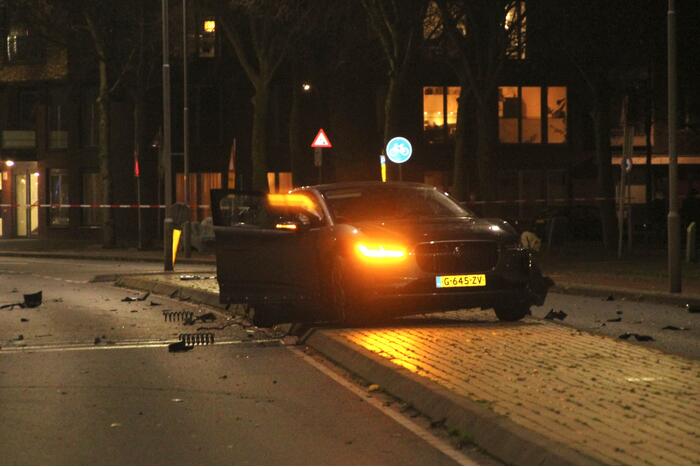 Zwaargewonde bij ernstig ongeval, mogelijk straatrace