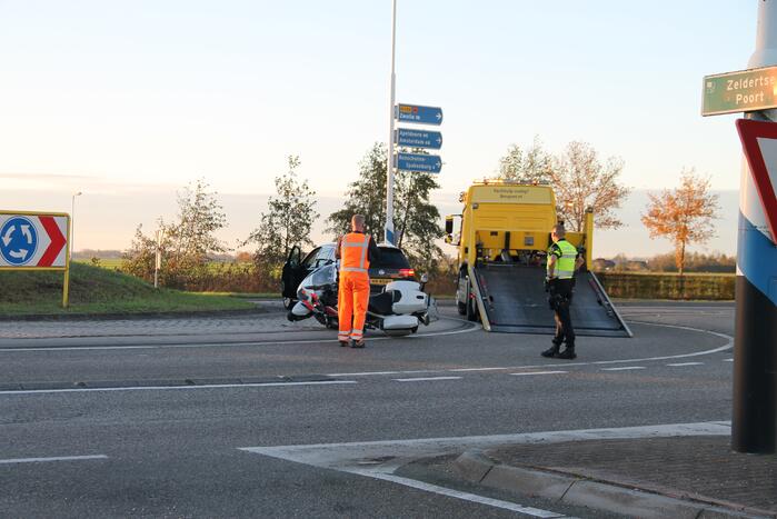 Motoragent aangereden door auto